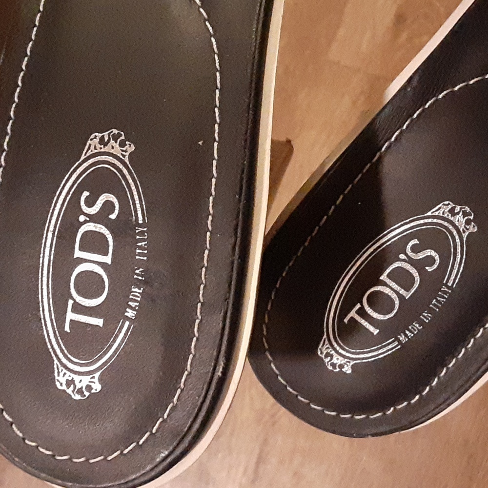 TODS made in Italy size 11 fits more like 10.5/10 - Picture 4 of 9